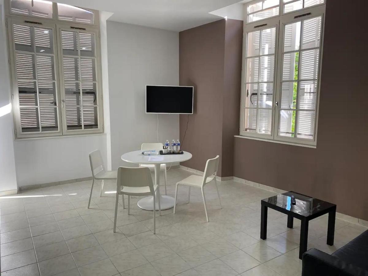 Five Stars C6 Aparthotel มาร์กเซย ภายนอก รูปภาพ